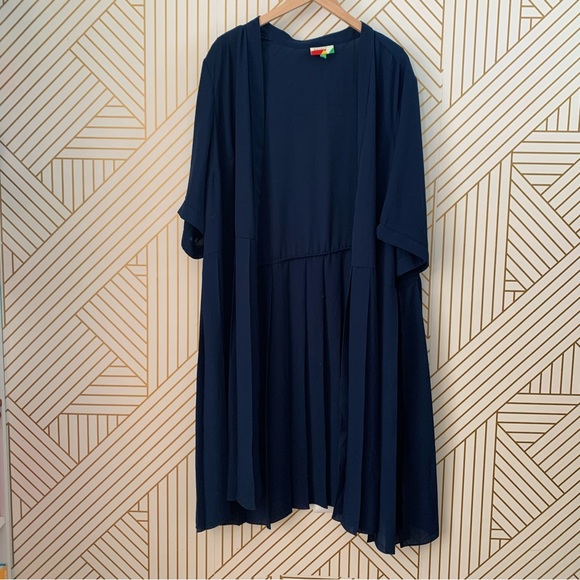ModCloth Fervor Chiffon pleated duster jacket navy blue side slits kimono 4X - Picture 4 of 11